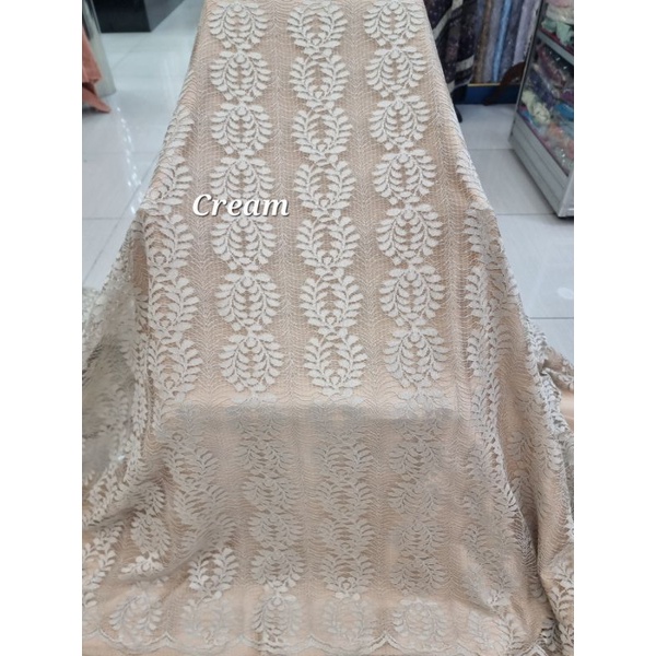 Broklat Cornely Halus