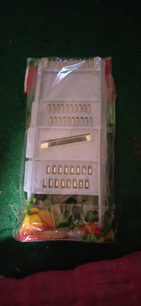 Parutan Multifungsi Stainless Steel Bmw