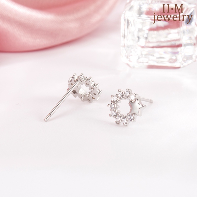 Anting Tusuk Asimetris Bentuk Hati Saturnus Hias Berlian Imitasi Untuk Wanita 2022