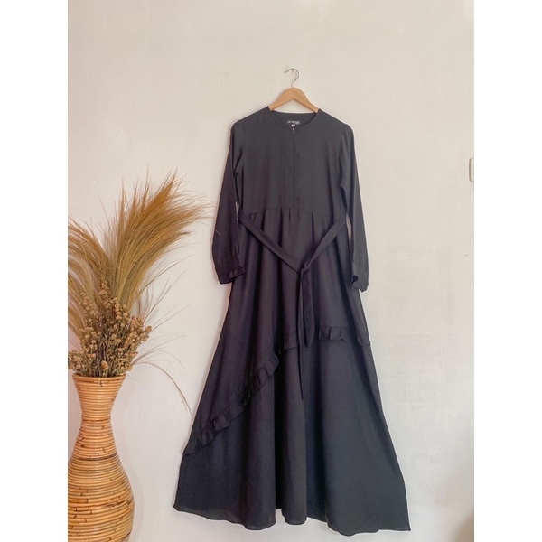 Gamis Hitam Polos Wanita Kode PRELOVED04