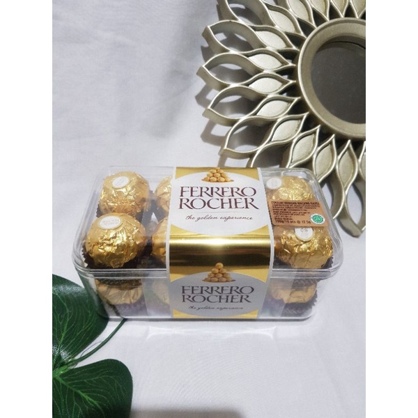 

FERRERO ROCHER T16 untuk tambahan HAMPERS Kakak