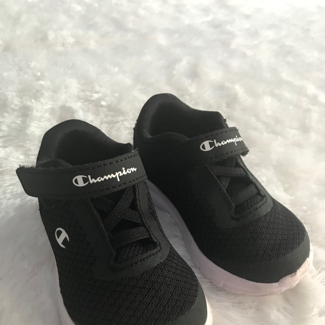 Sepatu anak Champion Original (payless)