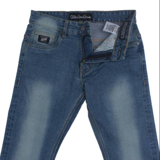 Skaters Celana Denim Panjang Washing Blue