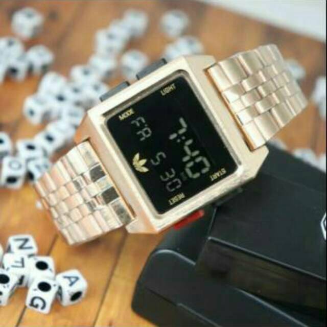Jam Adidas Digital Water Resist
