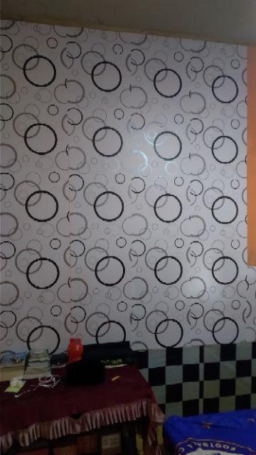 Wallpaper Dinding Ruang Tamu Rumah Kamar Tidur Murah  Polkadot Hitam Putih Terbagus Terlaris Elegan