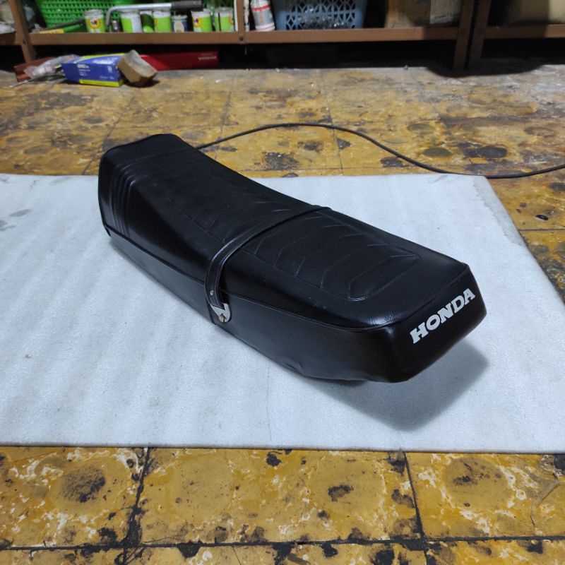 Cover Sarung tutup kulit jok sadel Honda GLpro GLmax Gl pro max 125 160 platina ori original press P