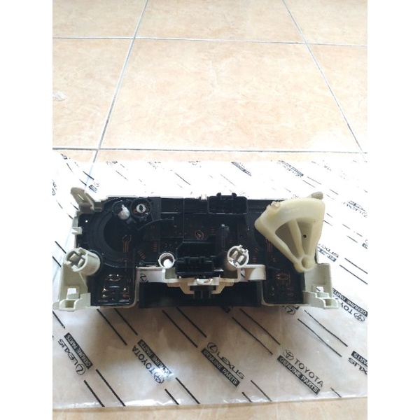 SAKLAR CONTROL PANEL AC MOBIL ETIOS  NO 75F98U ORI