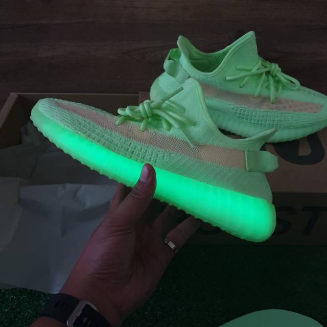 glow green yeezy