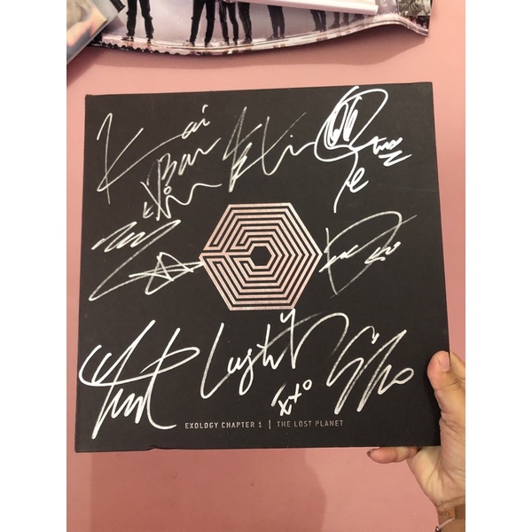 album sign exo signed
