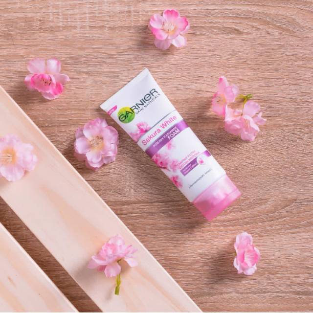 GARNIER Sakura White Foam 50 ml