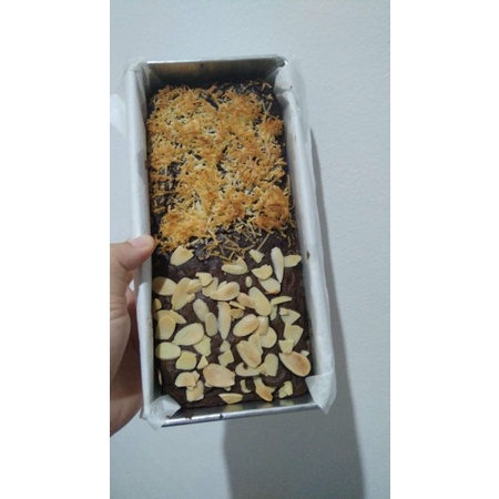 

BROWNIES GLUTEN FREE 2 TOPPING