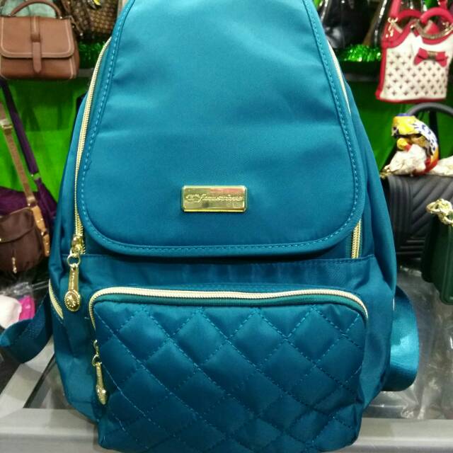 Tas punggung T. faustine