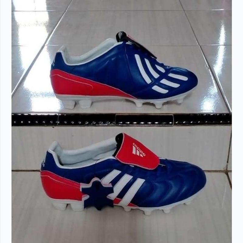 sepatu bola kulit asli