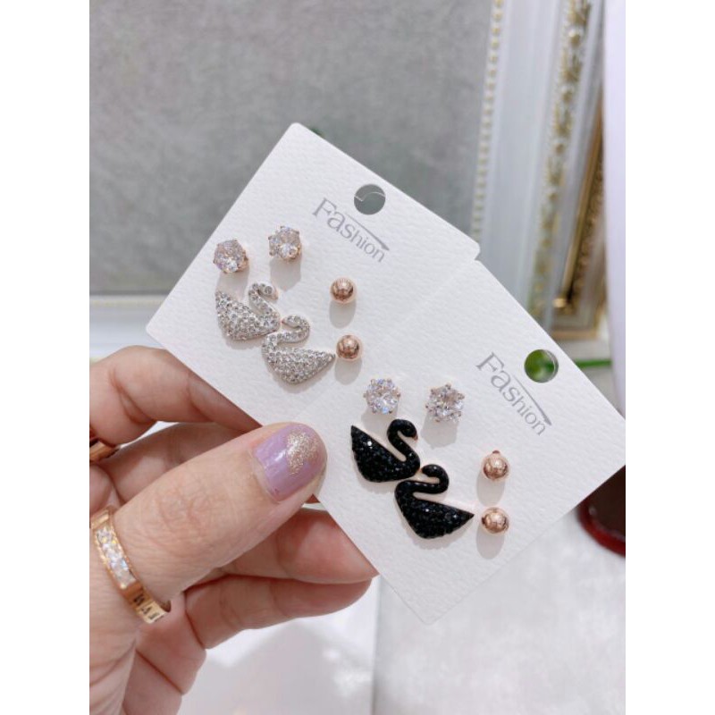 anting set isi tiga motif angsa titanium VL07112075