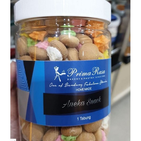 

SNACK KUE KANCING KEJU PRIMA RASA BANDUNG BEST SELLER SALE PROMO HITS ORIGINAL GIFT HAMPERS PARCEL A