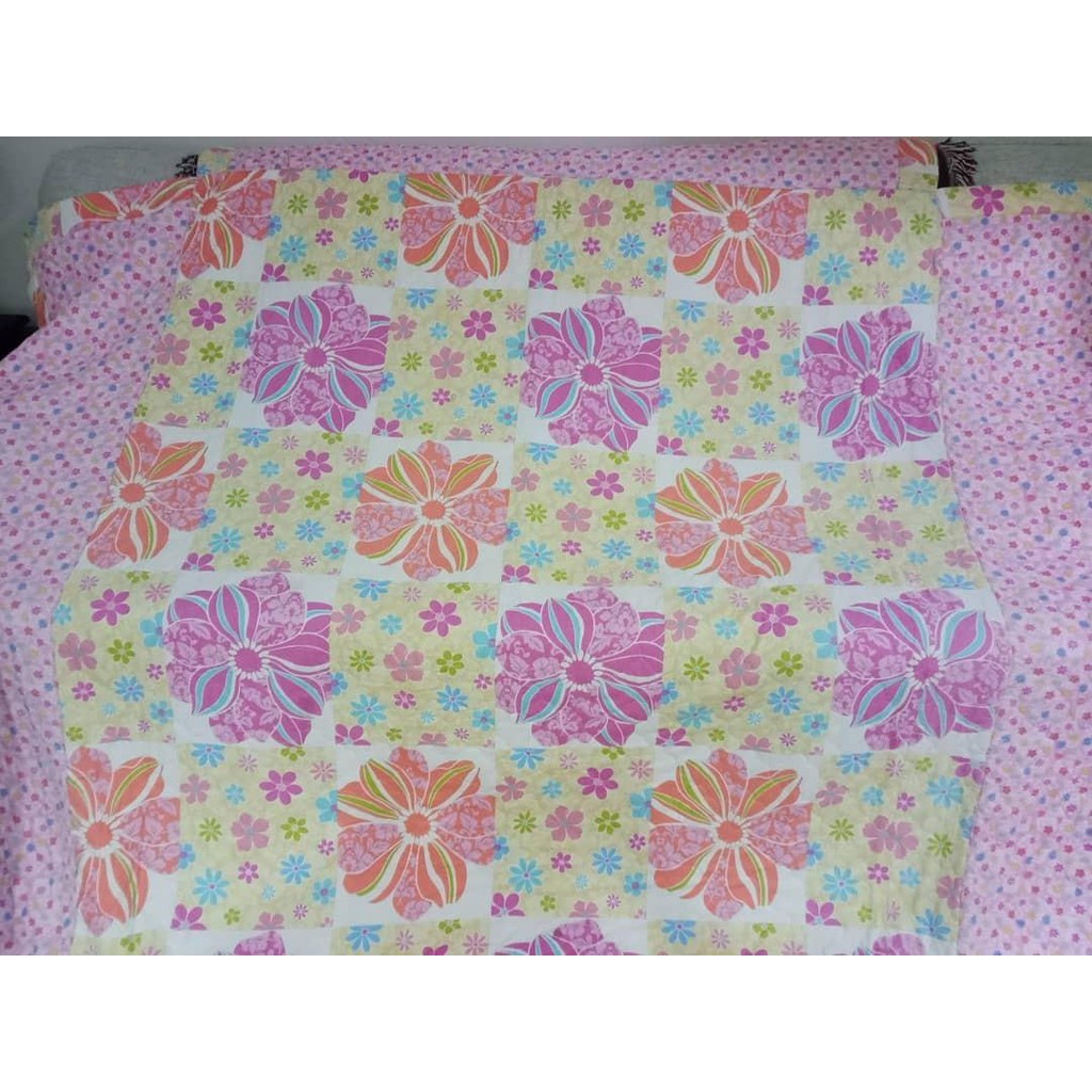 Sprei Dakron Rumbai motif bunga2