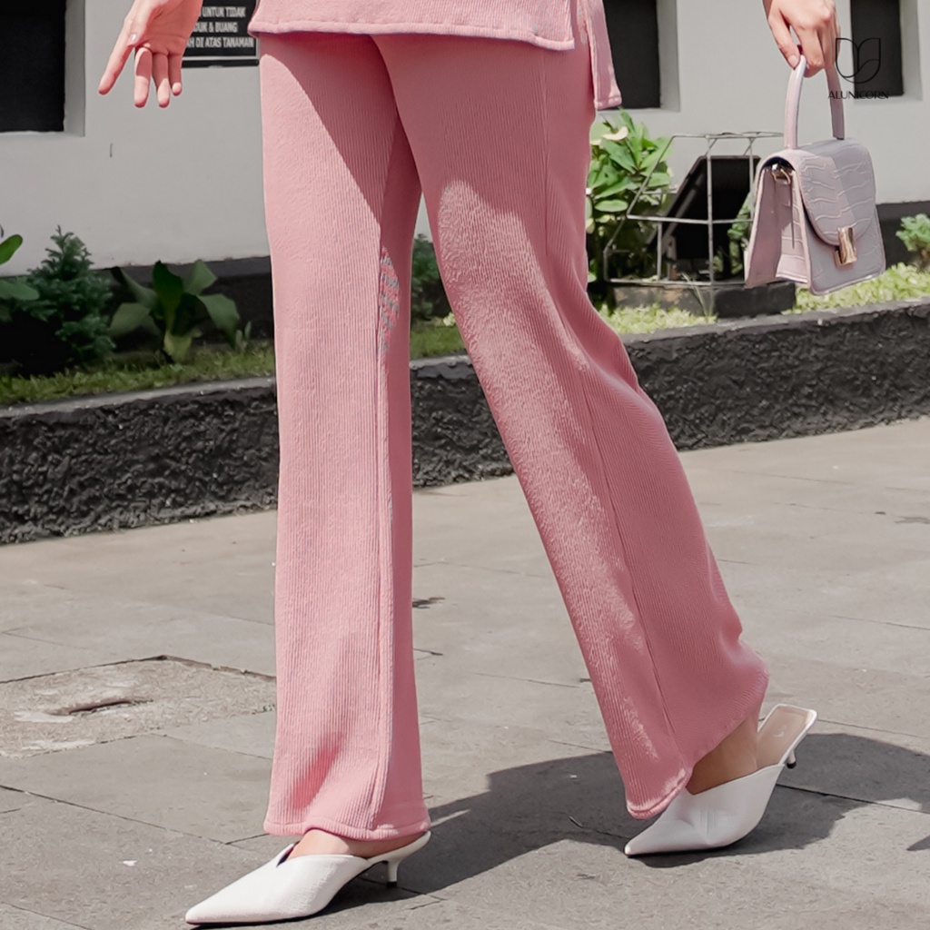 Alunicorn - Zaara Pleats -  Blouse Wanita - Pants Wanita-Pants Dusty pink