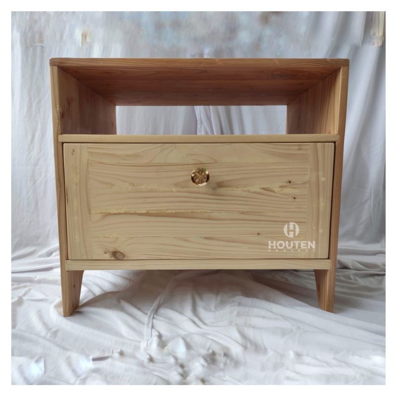 NAKAS KAYU JATI BELANDA /BEDSIDE