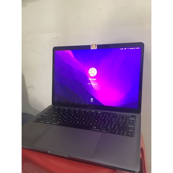 Macbook Pro 13” Touchbar 2019 Grey (Second)