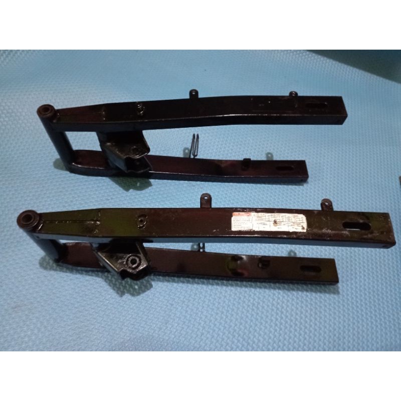 SWING AREM SUJUKI SATRIA FU 150 ORIGINAL