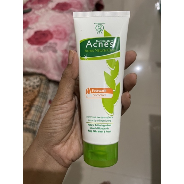 Facial wash acnes