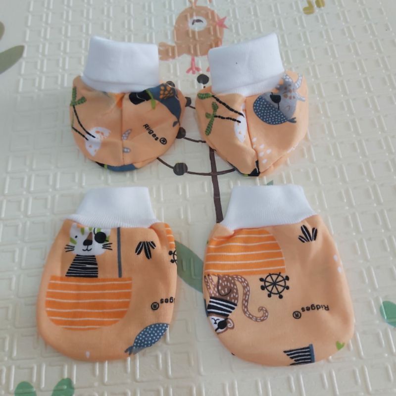 Sarung tangan dan kaki Bayi (NEW BORN)