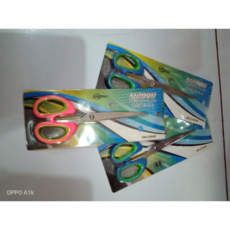 

Gunting karet 06 M2000