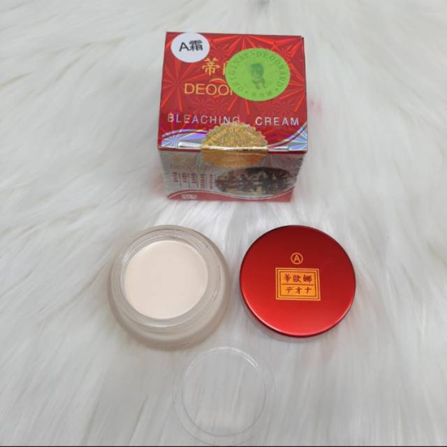 CREAM DEONARD MERAH DAY