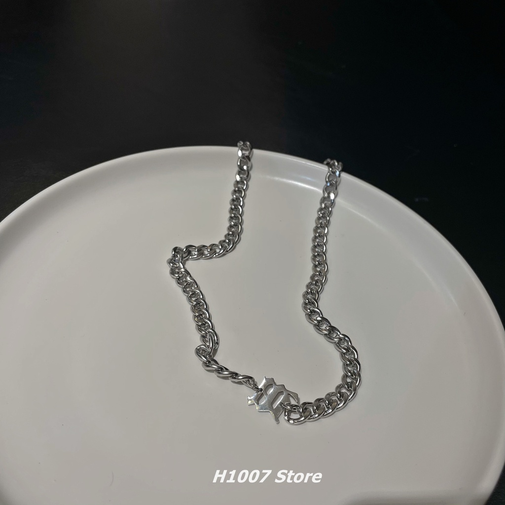 Kalung Rantai Klavikula Desain Alfabet Bahan titanium steel Tebal Gaya hip hop