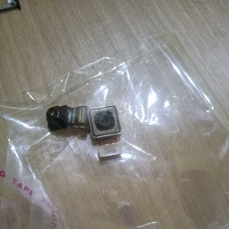 kamera depan belakang oppo f7