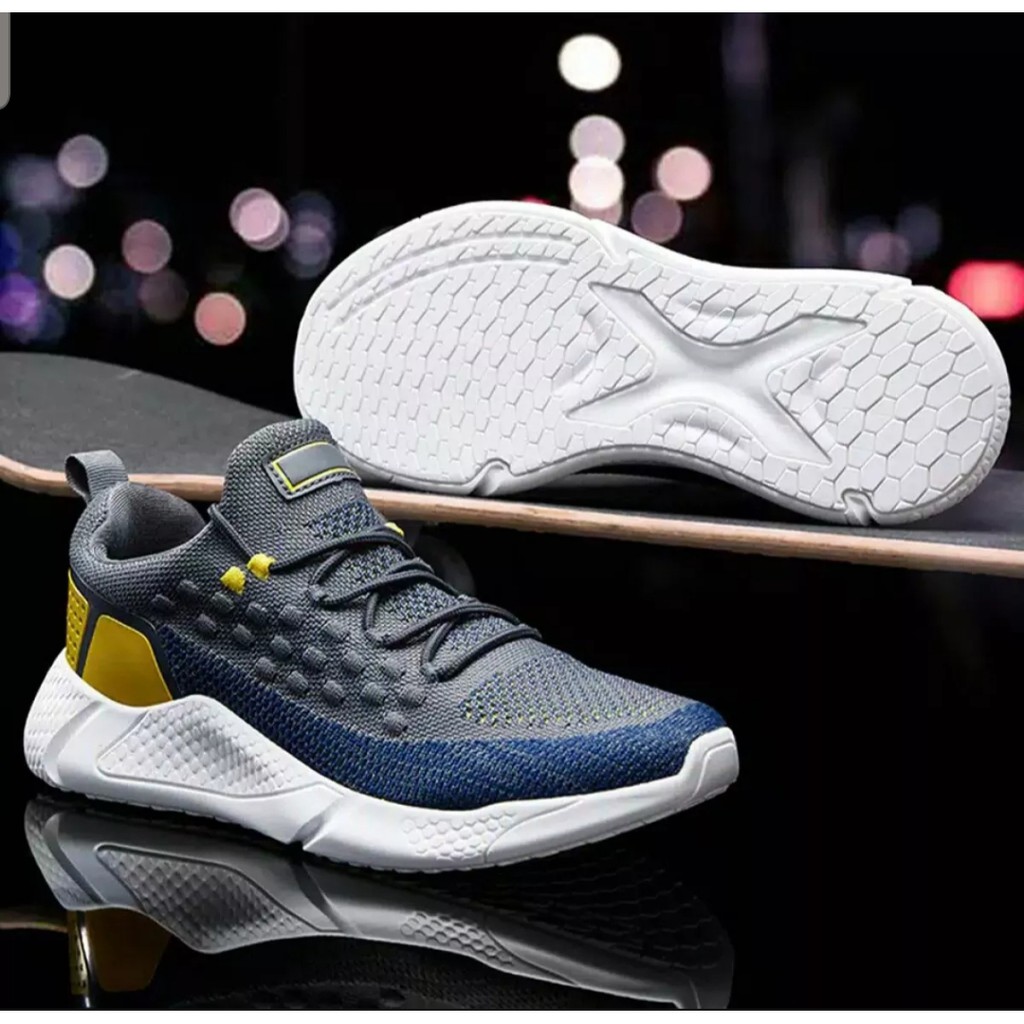 Sepatu Pria Murah Sneakers Korea Keren 2021