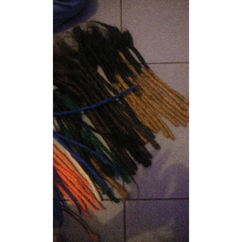 Rambut Gimbal Sintetis