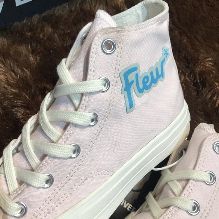 Jangan Ketinggalan order..  (FREE PAPER BAG CONVERSE) SNEAKERS CONVERSE 70S HIGH GOLF LE FLEUR OFF W