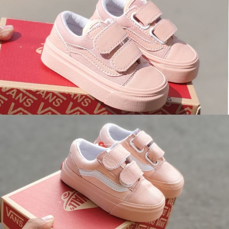 Sepatu anak oldskool peach velcro