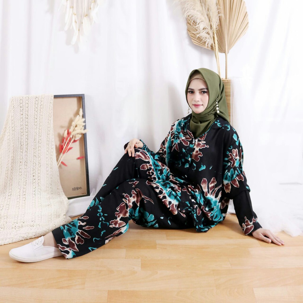 Piyama Set Baju &amp; Celana Panjang Elvi PP Jumbo