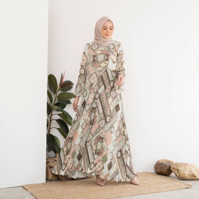 PL Sahara Dress Memoire size S by Heaven Lights (Pleats/Plisket)