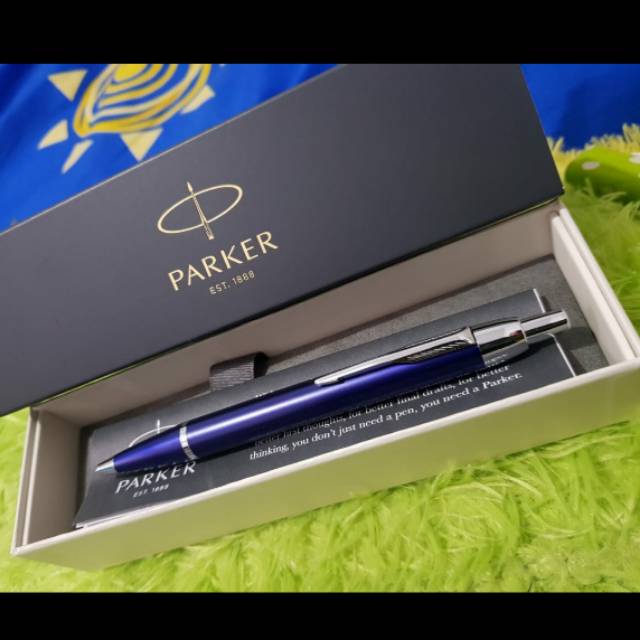 

PULPEN PARKER ORIGINAL BLUE NAVY GLITTER FREE CUSTOM REQUEST GRAFIR NAMA