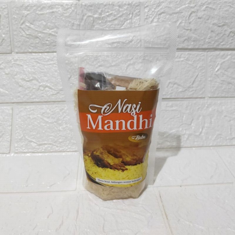

Nasi kebuli / Paket Beras Basmati dan Bumbu Mandhi Istimewa