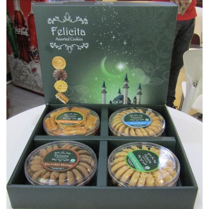 

Parcel Kue Lebaran Kering Felicita4 Topless Parcelhampres Sarahasana_
