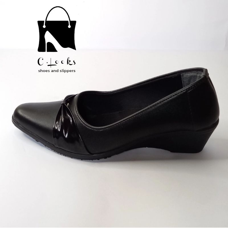 Kickers PK.07 Hitam Sepatu Pantofel Wanita Pita Kerja Guru Hak 5 Cm