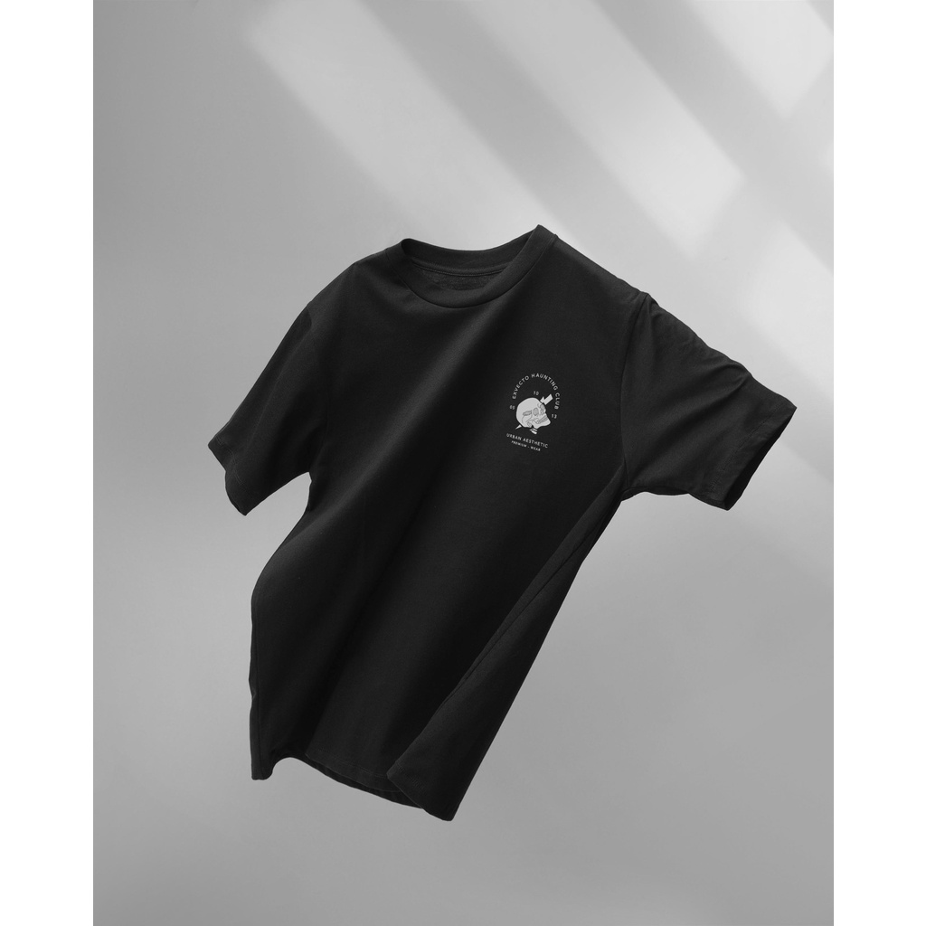 Kaos pria Exvecto Haunting Skull Hitam