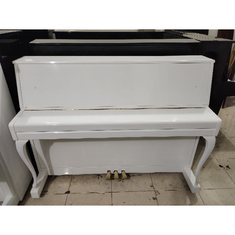 Piano Yamaha LU-110 T 913074