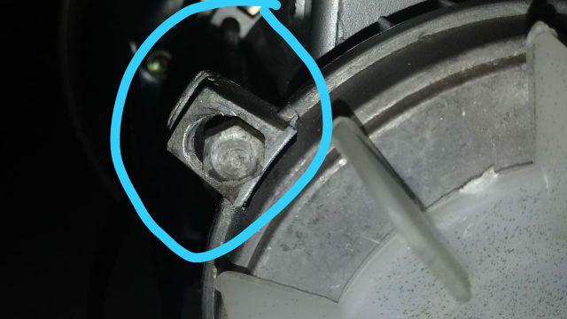 Parut Kelapa Tanpa Mencungkil Batok Kelapa