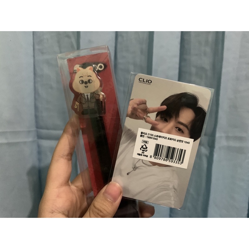 BOOKED [Free skzoo gelpen] CLIO MILD CHANGBIN STRAY KIDS PHOTOCARD