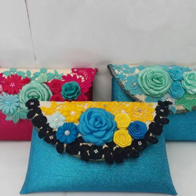 Tas tikar