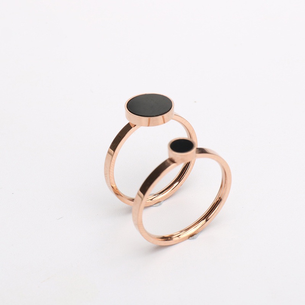 BRGUNIK Cincin Titanium Lapis Warna Emas 18K Bentuk Bulat Bahan Warna Hitam Bulgar A061