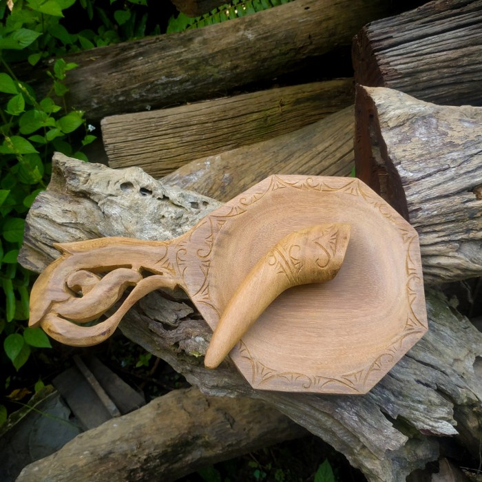 Cobek Kayu Ulin Motif Lempinak 1 Set