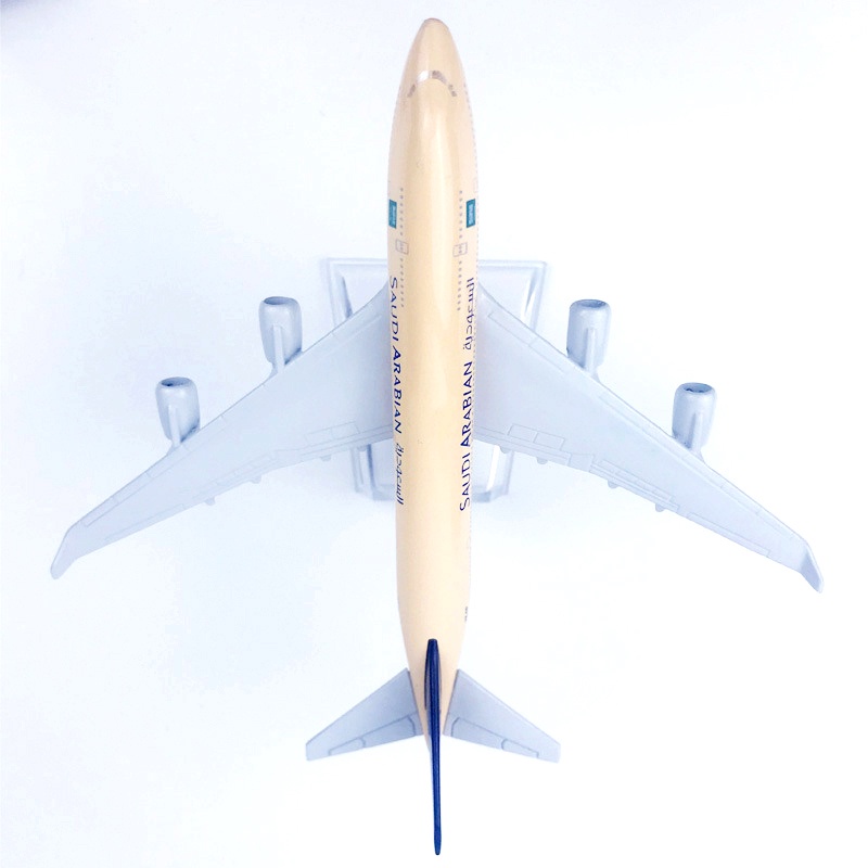 Saudi Arabian Mainan Pesawat Terbang Boeing 747 Model B747 Bahan Alloy Diecast Aeroflot Dengan Stand Display