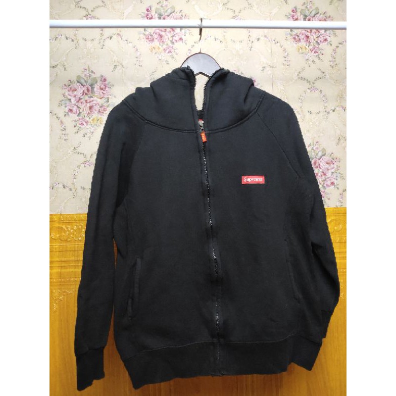 Jaket hot sale supreme original