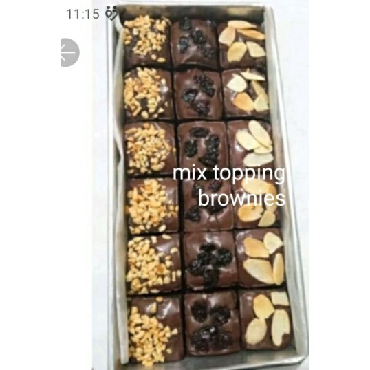 

browniesmix3topping
